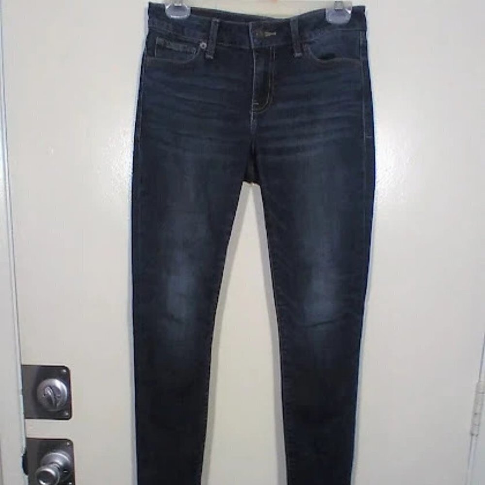 Lucky Brand Lolita Jeans EST 1999 Color: Blue Size: 4/27